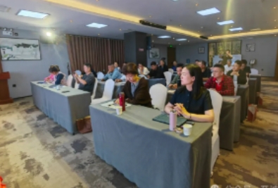 ��ѵ�������ǻ�֮������δ��֮·��